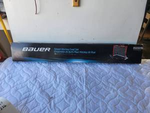 lot 226 image: Bauer Street Hockey Goal Set