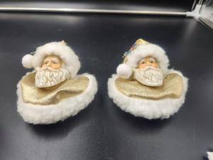 lot 182 image: Selection of Santa Claus wine stoppers