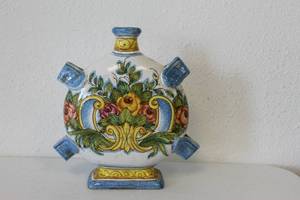 lot 13 image: Ceramic Canteen with hand-painted floral motif