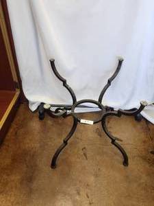 lot 64 image: Heavy duty ornate iron table base - 27 x 20H - Bldg. J
