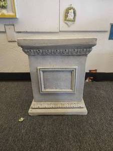 lot 113 image: Off white squared pedestal with antiqued crackling and staining