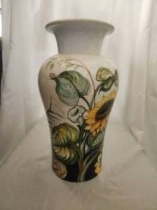 lot 116 image: Artist signed Vase with hand painted sunflowers