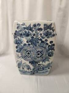 lot 125 image: Oriental style ceramic stool in soft blues and off white with raised beading
