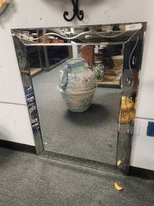 lot 147 image: Large, antiqued mirror with beautiful beveling detail -