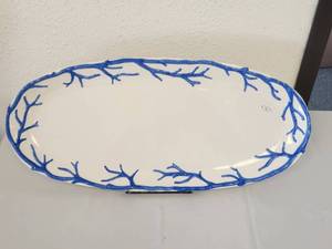 lot 248 image: Large coral design serving platter. Hand painted in Italy in striking blue (10 x 22)