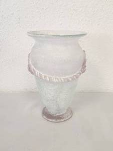 lot 239 image: Frosted clear Murano glass vase with light pink roping and base (9)