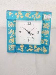 lot 240 image: Murano glass desk clock. Aqua blue with real gold flake (6)