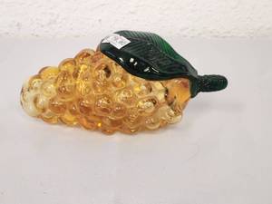 lot 236 image: Murano glass clump of grapes. Hand blown in Murano, Italy in amber to represent white grapes