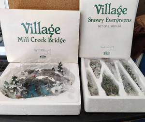 lot 63 image: (2) VINTAGE DEPARTMENT 56 CHRISTMAS VILLAGE PIECES WITH BOXES AS SHOWN. (SOLD 2 X THE MONEY)