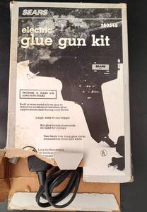 lot 64 image: SEARS ELECTRIC GLUE GUN KIT IN BOX AS SHOWN.