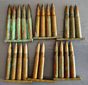 lot 79 image: WWII AMMUNITION WITH STRIPPER CLIPS AS SHOWN.