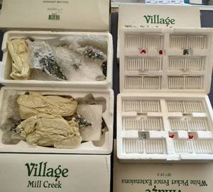 lot 113 image: VINTAGE DEPARTMENT 56 CHRISTMAS VILLAGE ACCESSORIES AS SHOWN.