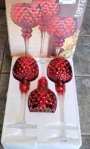 lot 6 image: KIRKLANDS SET OF 3 FOOTED CANDLE HOLDERS WITH BOX IN STYLECOLOR SHOWN.