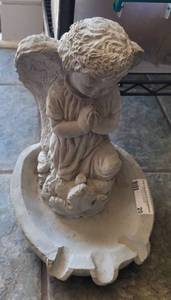 lot 20 image: ANGEL GARDEN STATUE AS SHOWN.