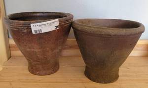 lot 30 image: (2) CLAY TYPE FLOWER POTS AS SHOWN.