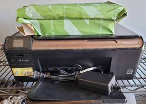 lot 43 image: HP PHOTOSMART C4795 MULTI-FUNCTION PRINTER PLUS COPY PAPER AS SHOWN.
