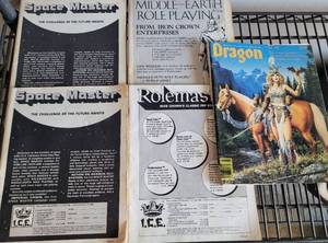 lot 44 image: VINTAGE MAGAZINES AS SHOWN.