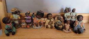 lot 45 image: LOT OF FIGURINES AS SHOWN.