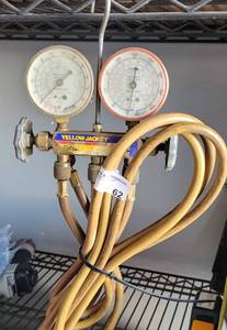lot 62 image: YELLOW JACKET TEST AND CHARGING MANIFOLD AS SHOWN.