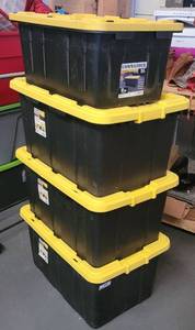 lot 115 image: (4) PLASTIC CONTAINERS WITH LIDS AS SHOWN. (SOLD 4 X THE MONEY)