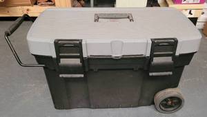 lot 127 image: PLASTIC TOOL BOX WITH WHEELS AS SHOWN.