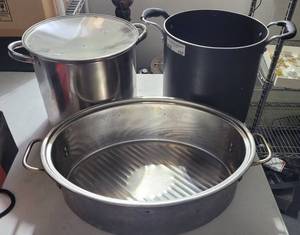 lot 157 image: POTS AND PAN AS SHOWN.