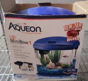 lot 185 image: AQUEON SMALL FISH TANK AS SHOWN.